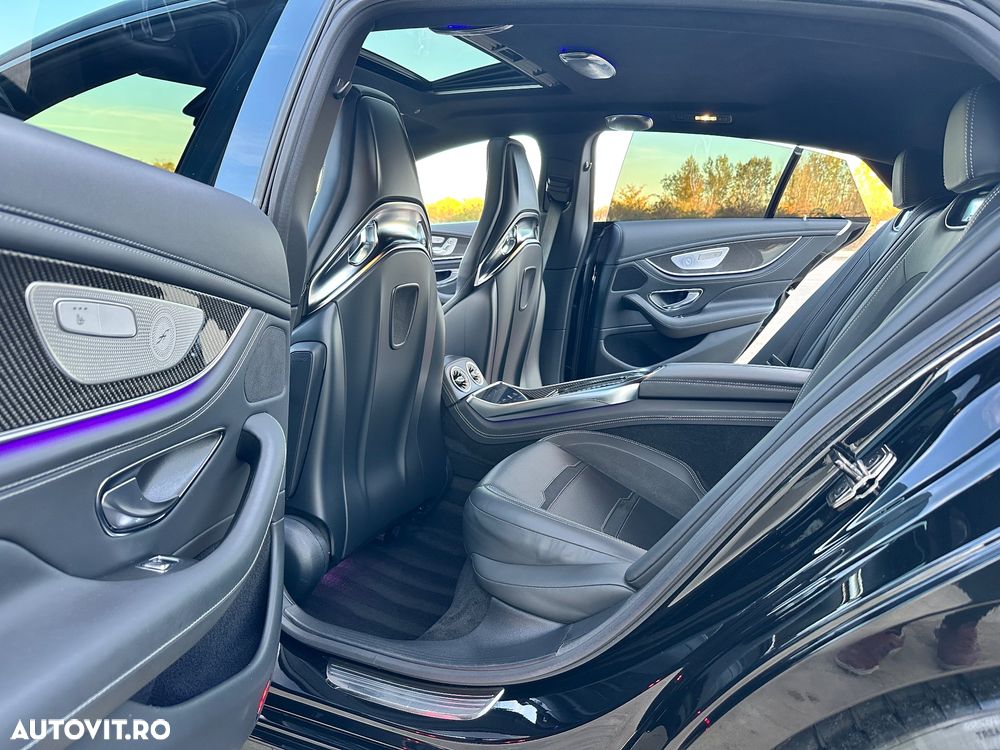 Mercedes-Benz AMG GT-S 63 4MATIC+ - 40