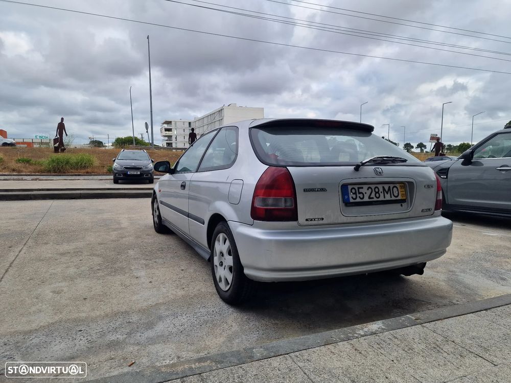 Honda Civic - 9