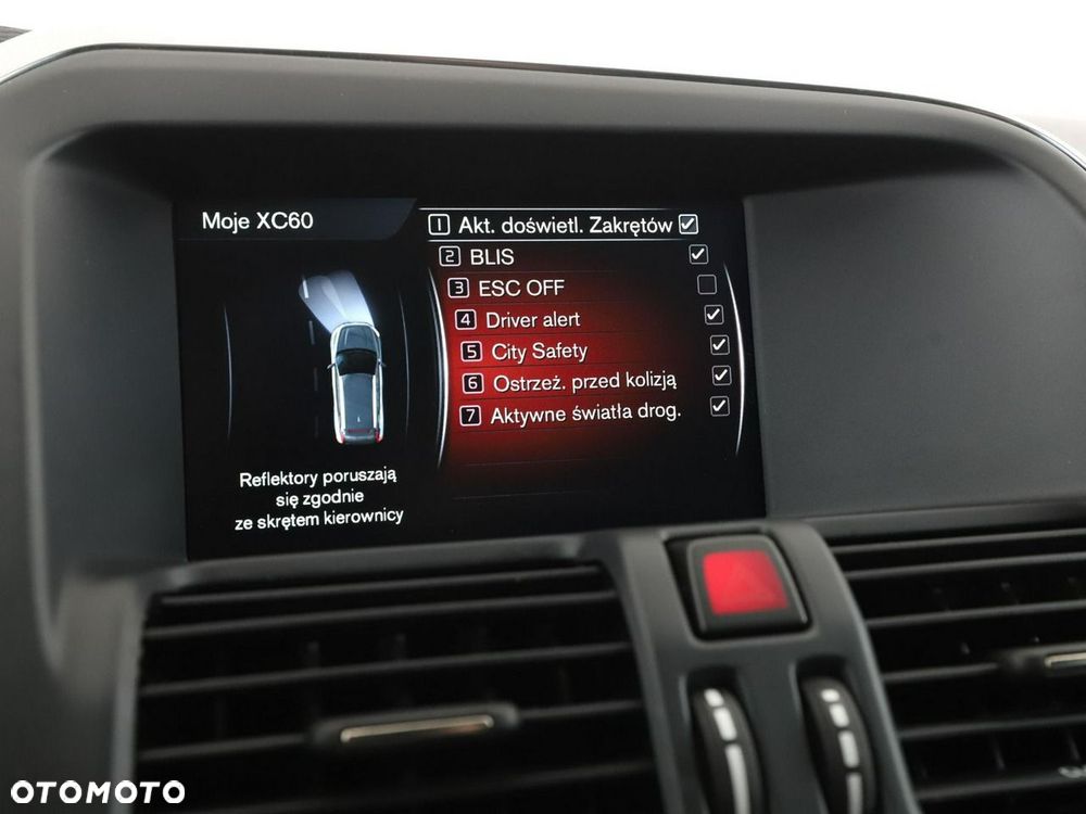 Volvo XC 60 D4 Momentum - 27