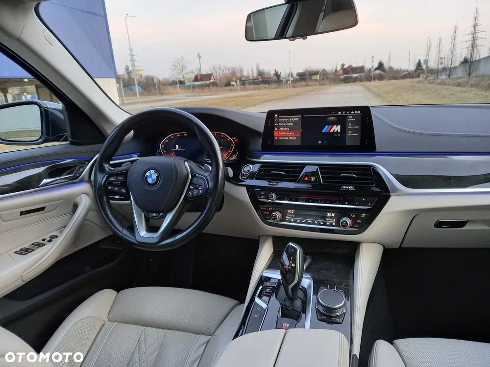 BMW Seria 5 530i xDrive Luxury Line - 5