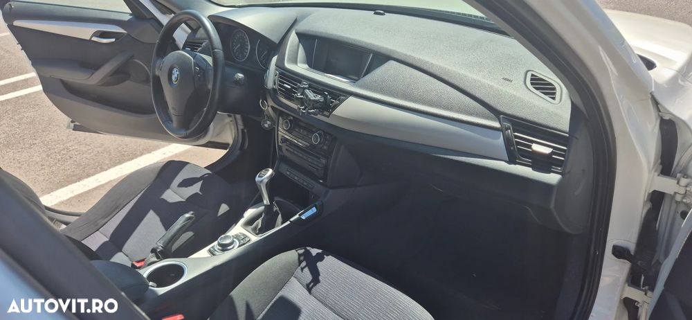 BMW X1 sDrive18d xLine - 10