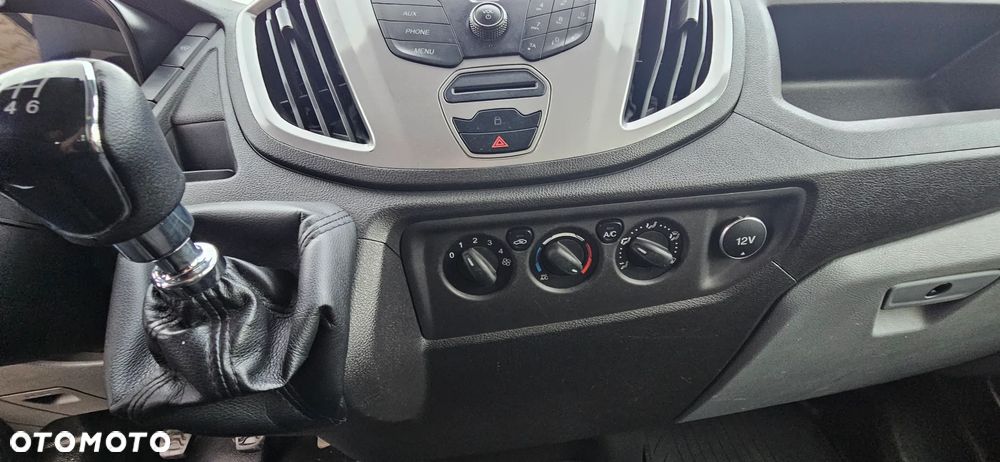 Ford Transit - 17