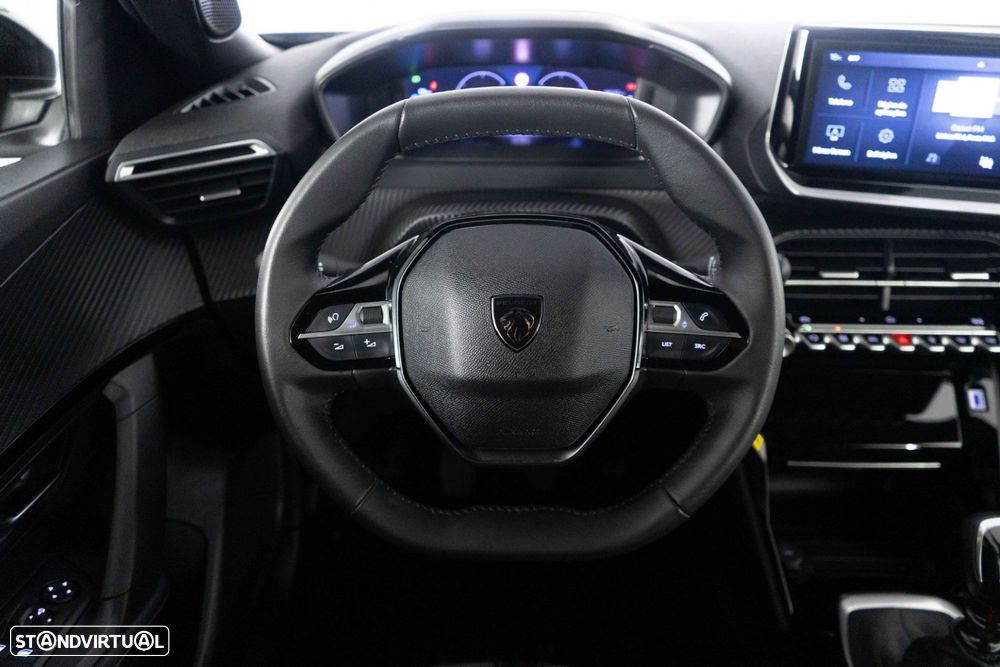 Peugeot 2008 1.2 PureTech Allure Pack - 27