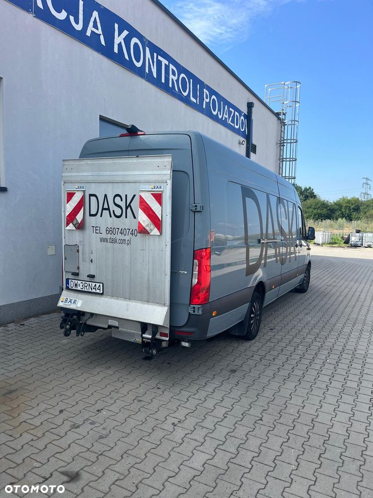 Mercedes-Benz SPRINTER - 4