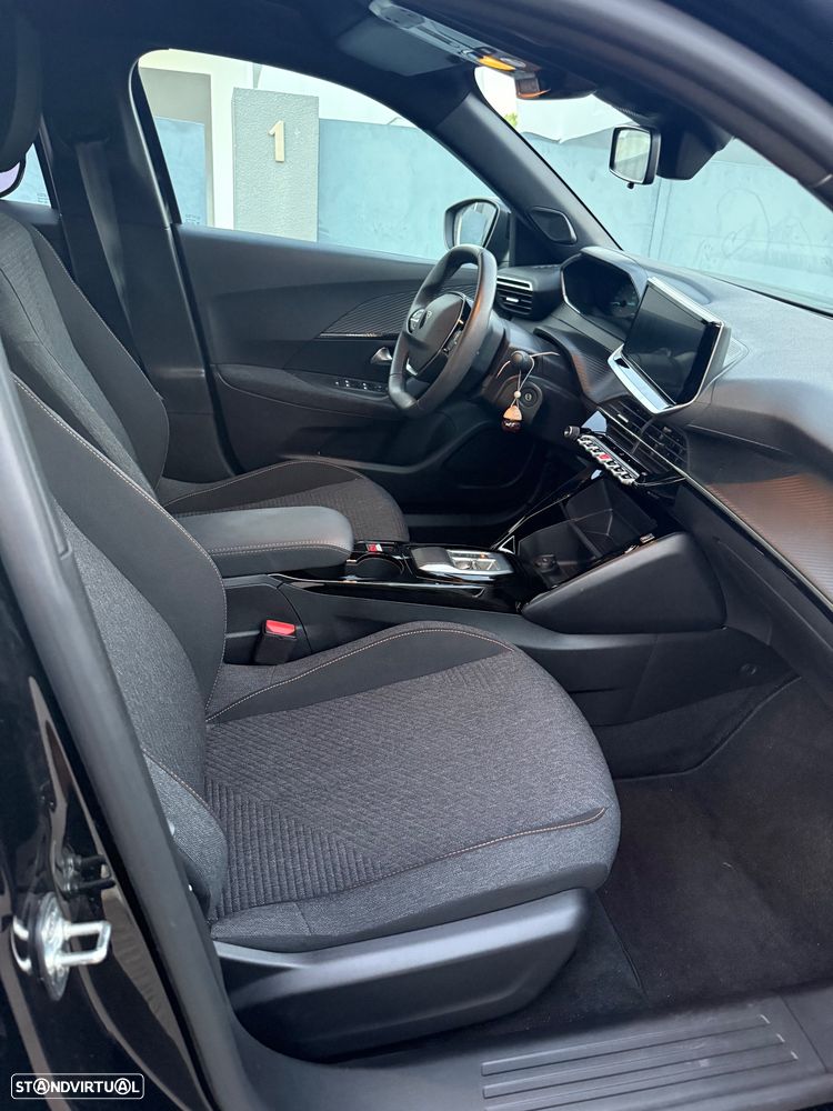 Peugeot 2008 - 7