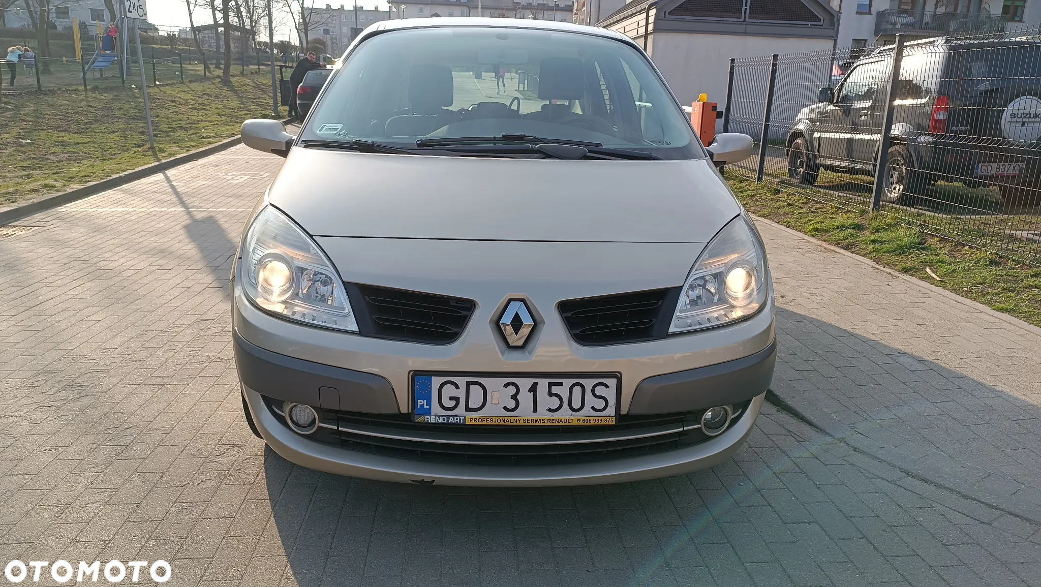 Renault Grand Scenic Gr 1.6 16V Alize - 2