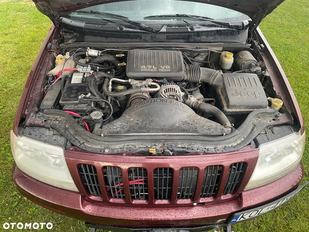 Jeep Grand Cherokee - 12