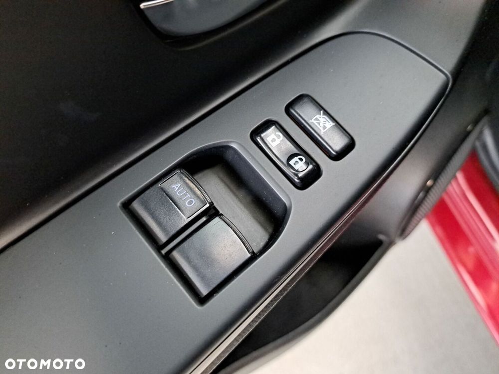 Toyota Yaris Hybrid 100 Premium EU6 - 35