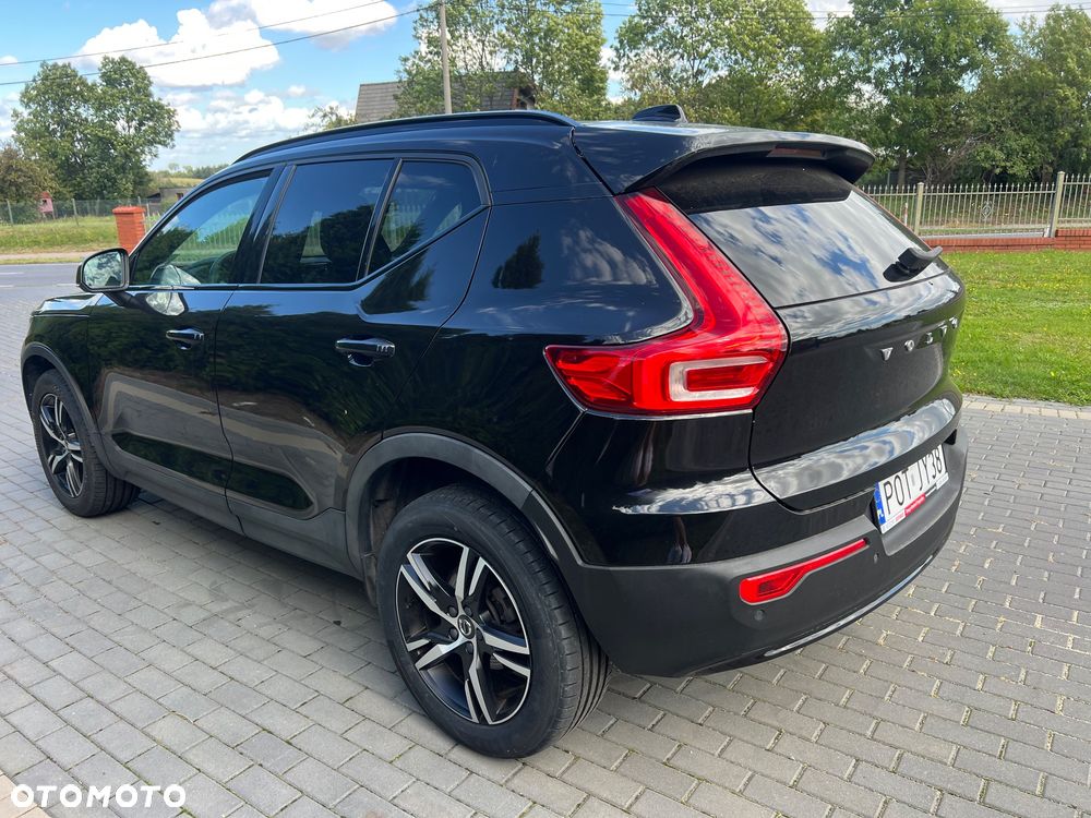 Volvo XC 40 T2 Plus Dark - 14