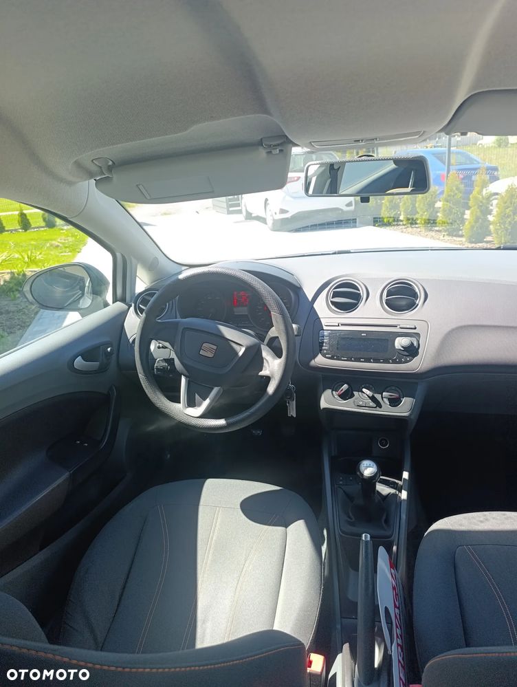 Seat Ibiza 1.2 12V Style Viva - 6