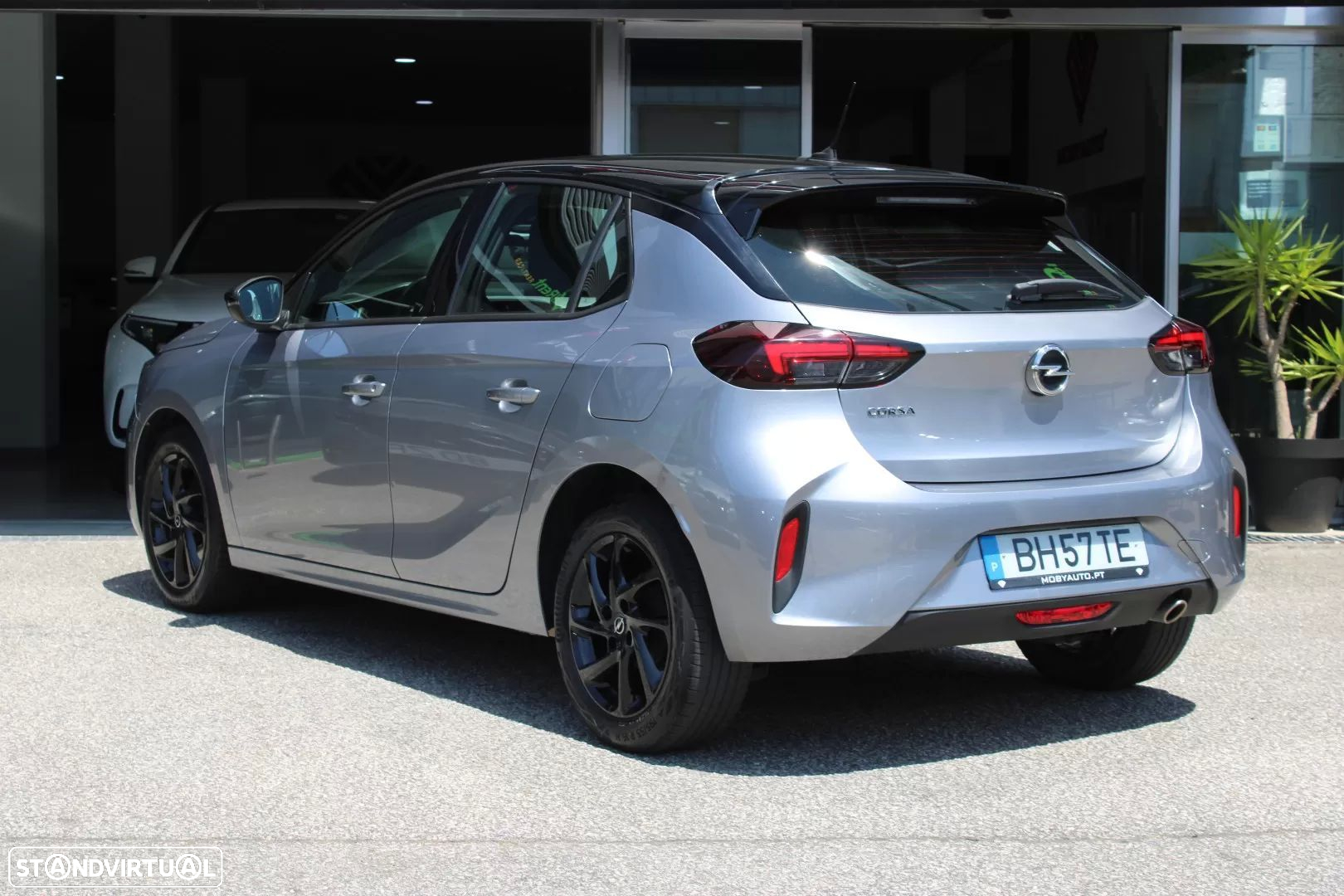 Opel Corsa 1.2 T GS Line - 4