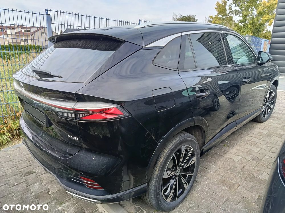 MG HS 1.5 T-GDI Exclusive DCT - 3