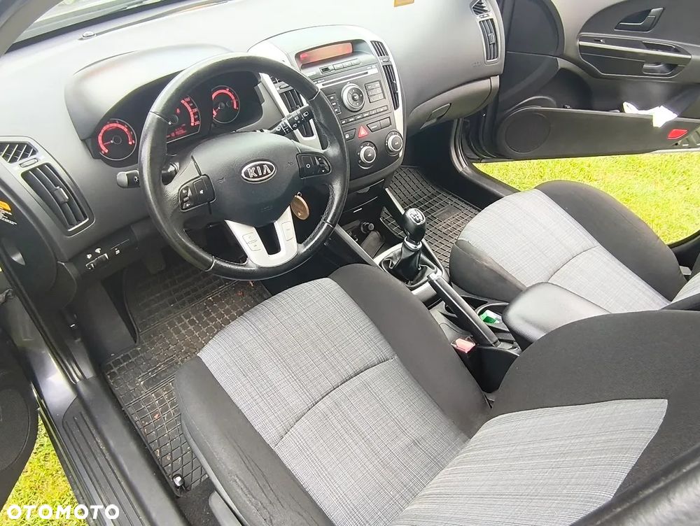 Kia Ceed 1.4 Comfort - 8