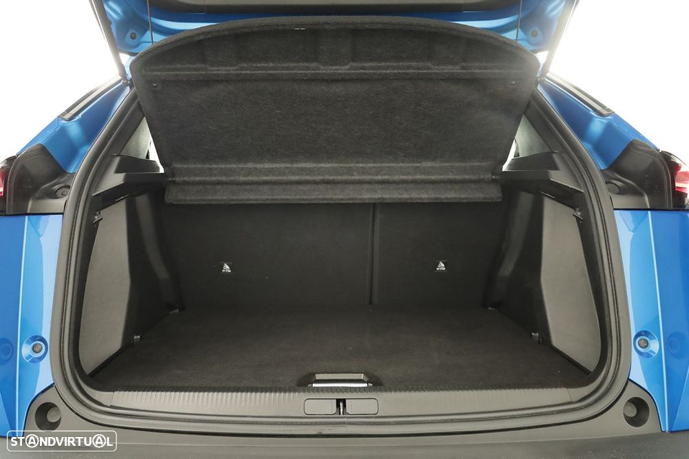 Peugeot 2008 1.2 PureTech Allure - 23