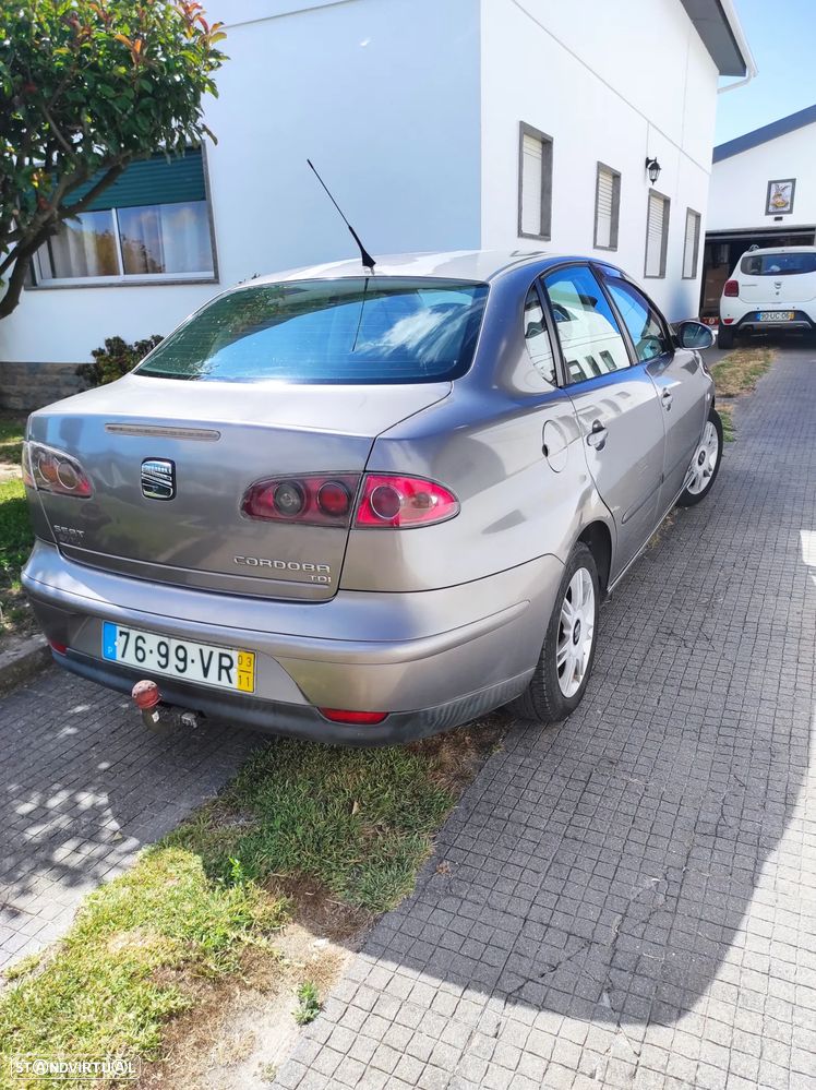 SEAT Cordoba 1.9 TDI Signo - 4