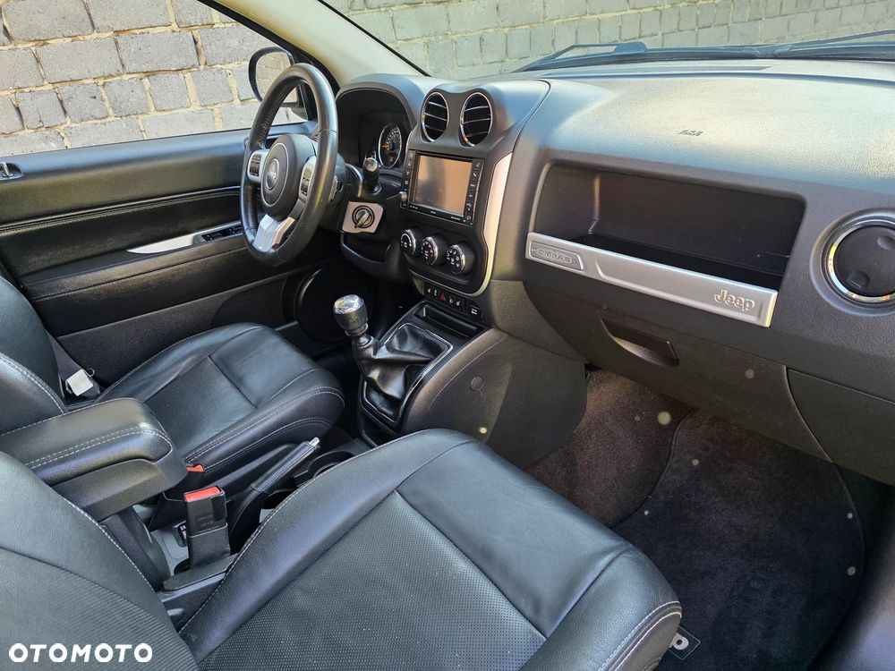 Jeep Compass - 10