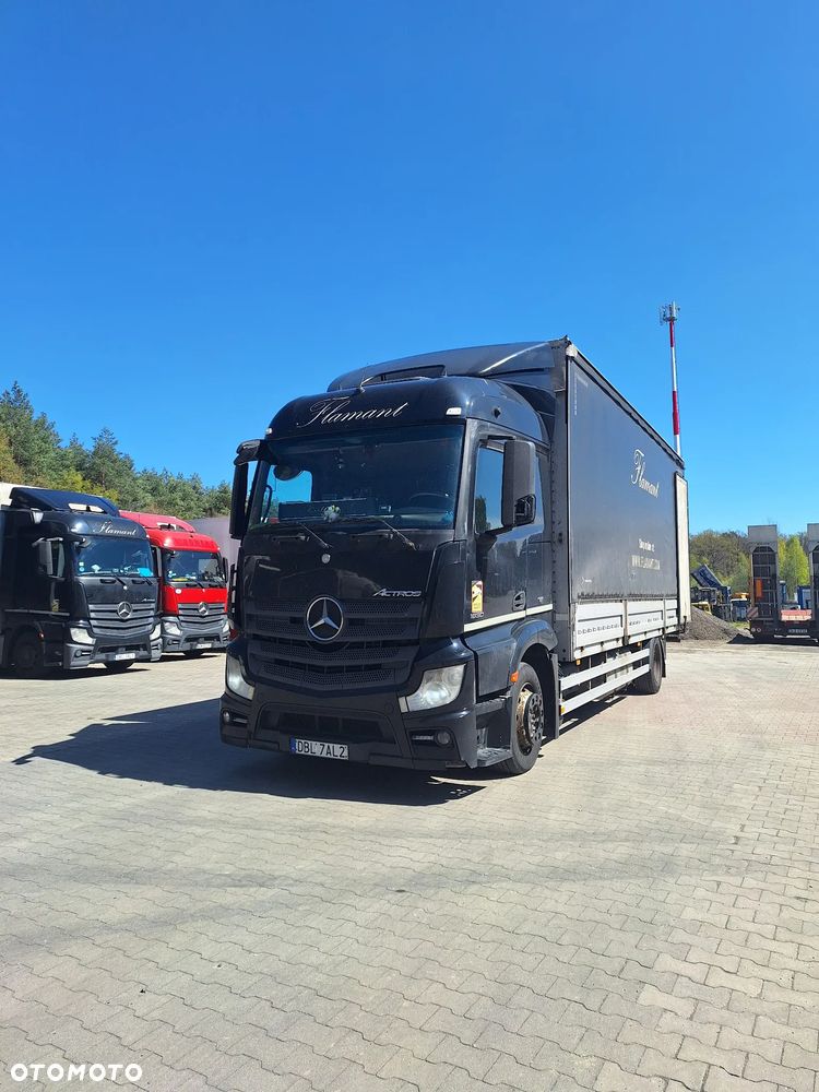 Mercedes-Benz Actros - 1