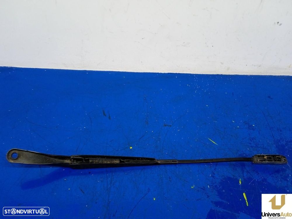 BRAÇO LIMPA-VIDROS FRONTAL ESQUERDO RENAULT CLIO II 2010 -K9K766 - 3