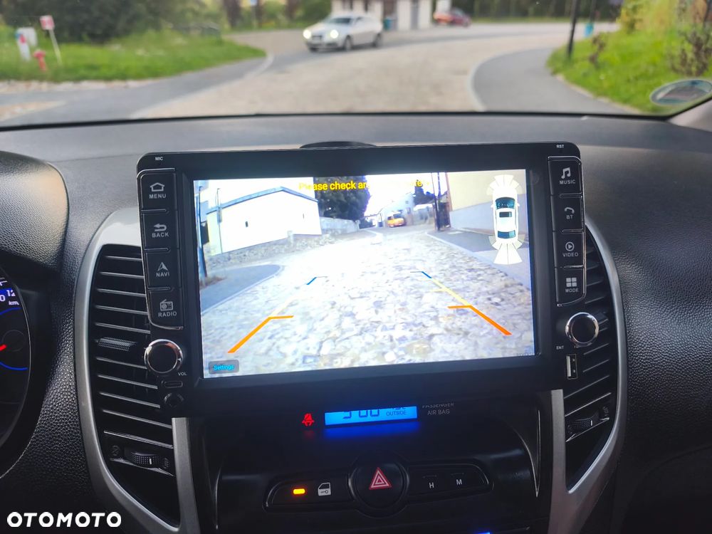 Hyundai ix20 1.4 Premium blue - 6