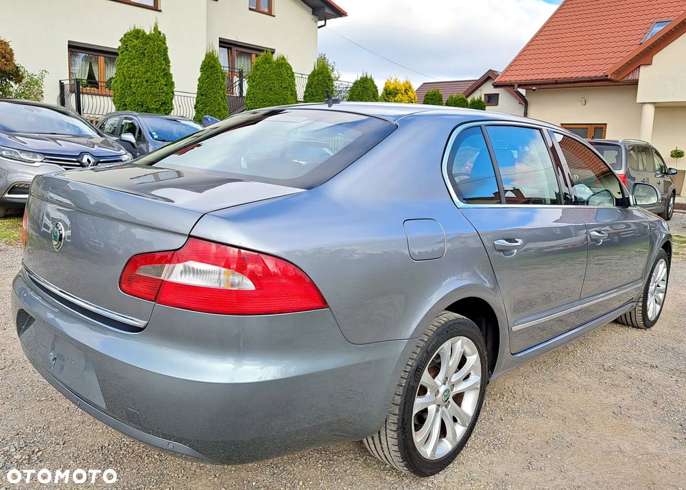 Skoda Superb 2.0 TDI Elegance - 5