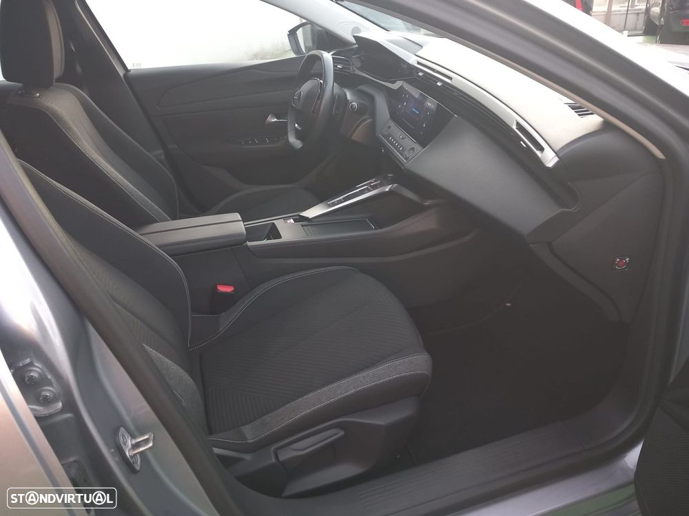 Peugeot 308 1.6 Hybrid Allure e-EAT8 - 12