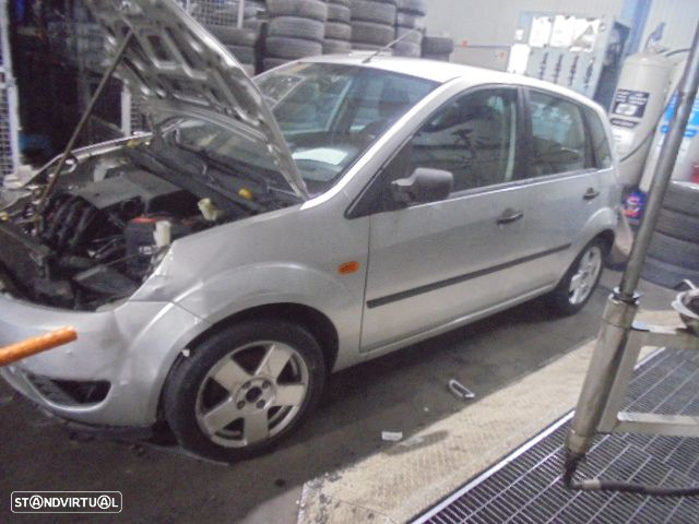 Carro MOT: FUJA FORD FIESTA 5 2003 1.25 75CV 5P CINZA GASOLINA - 2