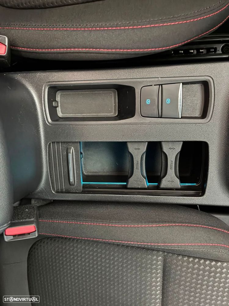 Ford Focus 1.0 EcoBoost MHEV ST-Line Aut. - 33