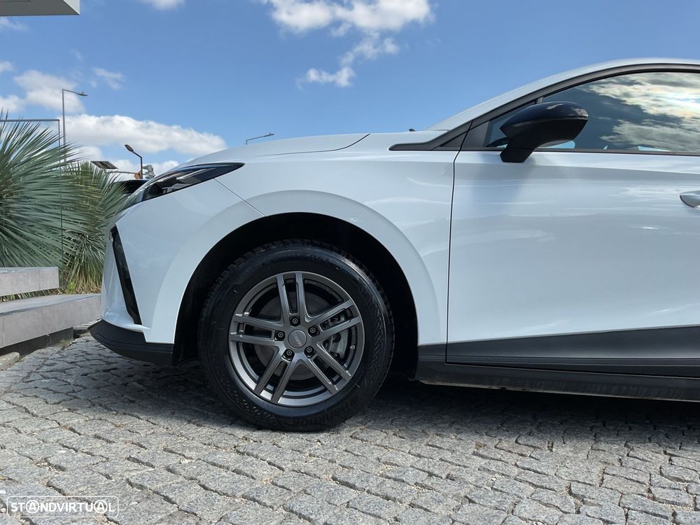 MG MG4 51 kWh Standard - 17