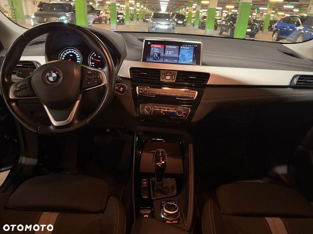 BMW X2 sDrive18i - 23