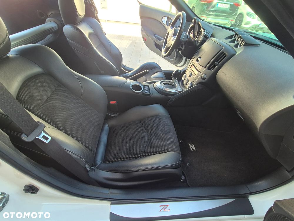 Nissan 370 Z 3.7 V6 Black Edition - 22