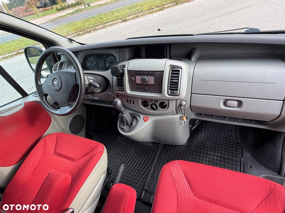 Opel Vivaro - 19