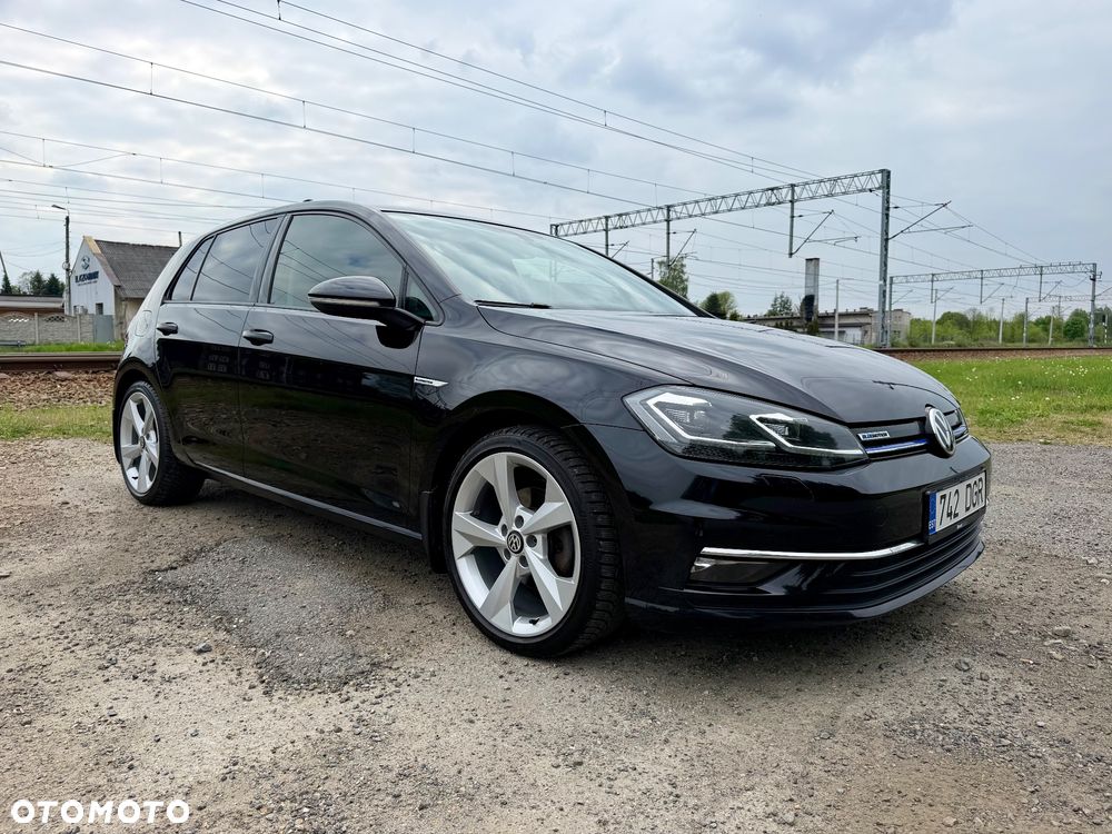 Volkswagen Golf - 11