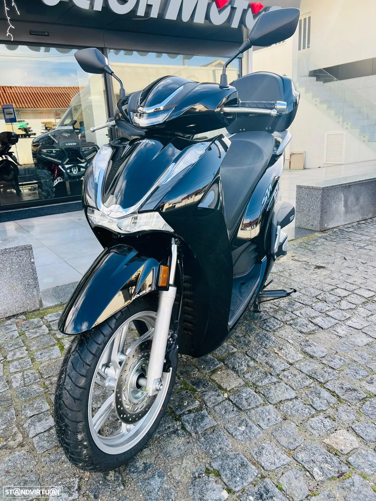 Honda SH 350 - 5