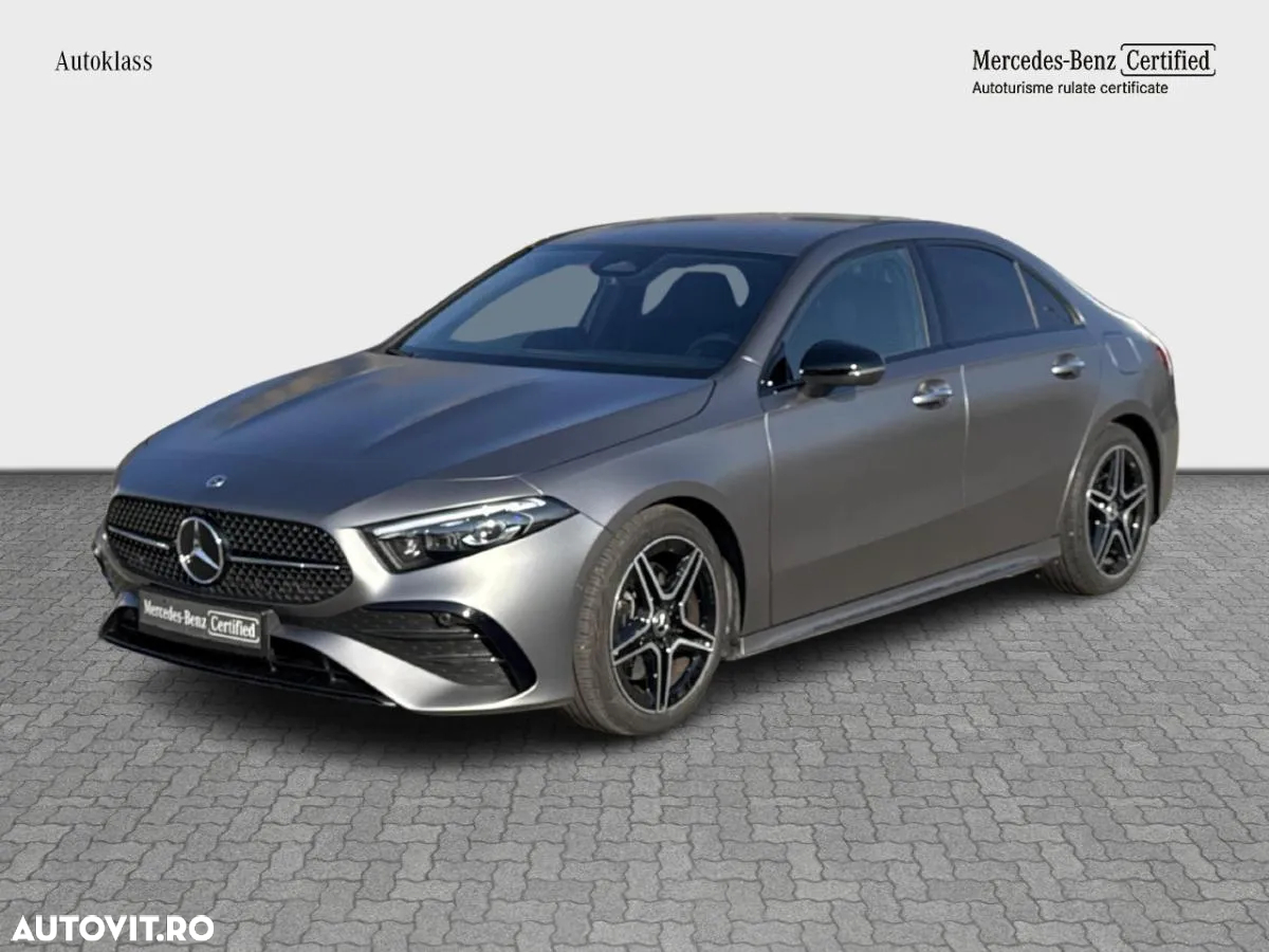 Mercedes-Benz A 220 4MATIC MHEV 8G-DCT Sedan - 3