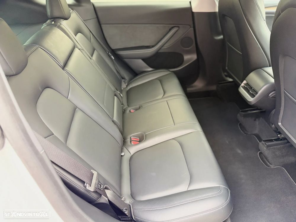 Tesla Model Y Long Range Tração Integral - 11