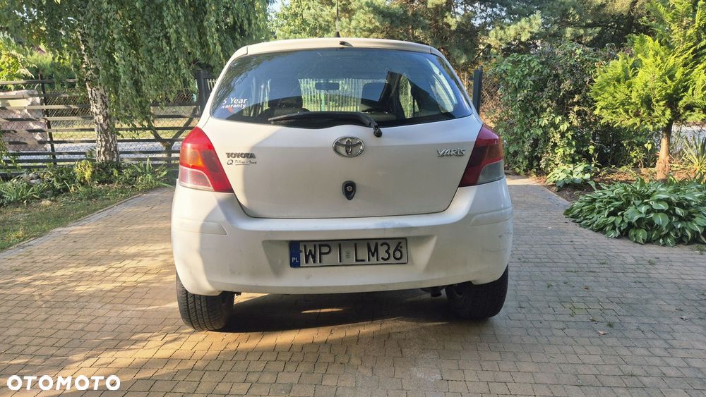 Toyota Yaris - 2