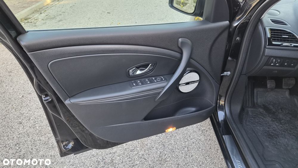Renault Megane ENERGY TCe 115 Start & Stop Bose Edition - 11