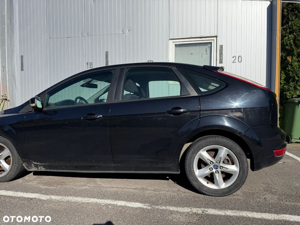 Ford Focus 1.8 TDCi Ambiente - 4