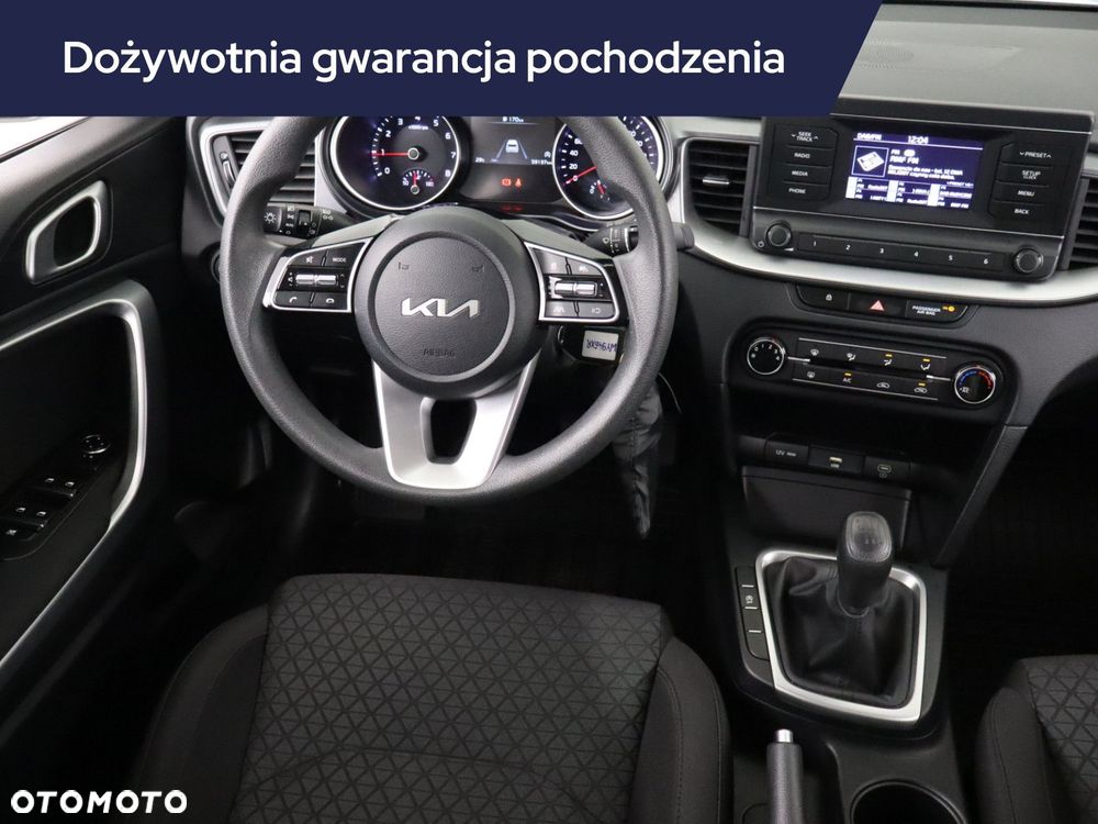 Kia Ceed - 9