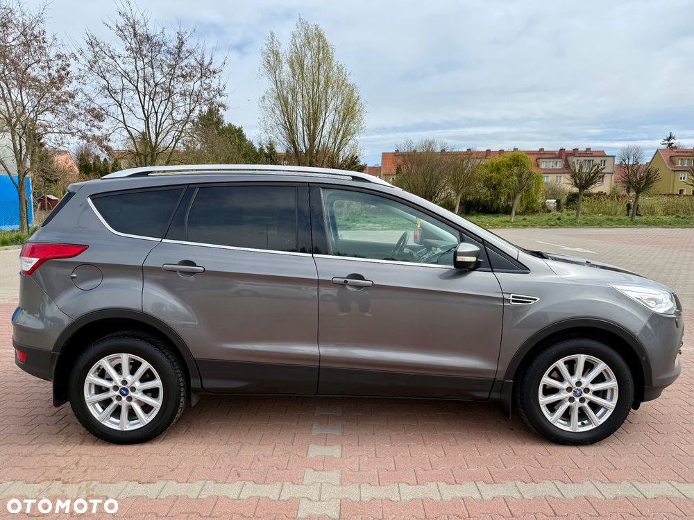 Ford Kuga 2.0 TDCi 2x4 Titanium - 9