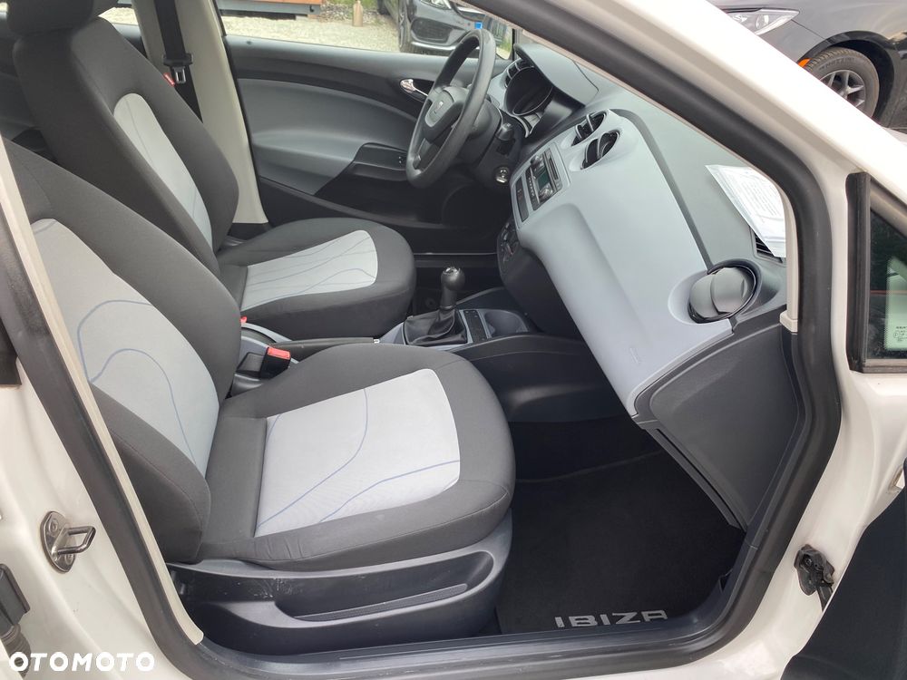 Seat Ibiza 1.4 16V Reference - 27