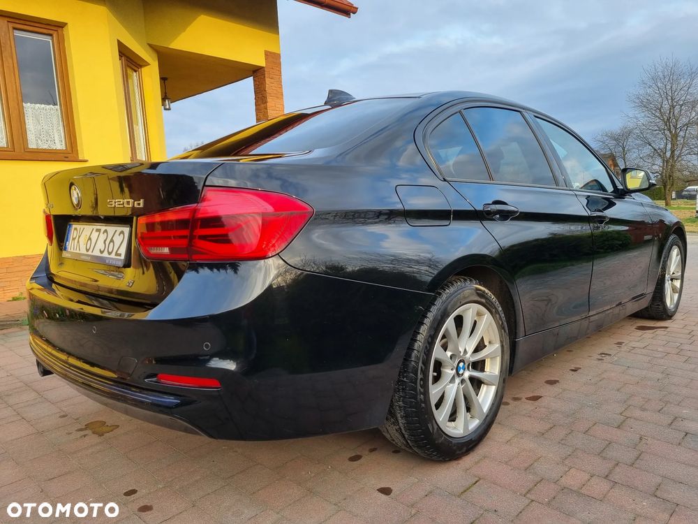 BMW Seria 3 320d xDrive Sport Line - 4