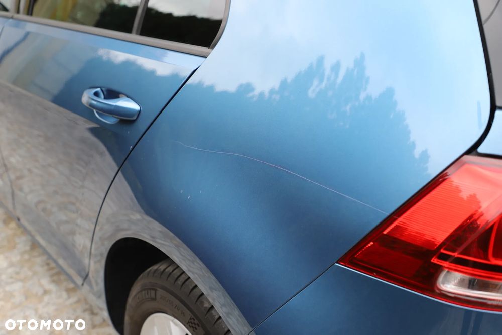 Volkswagen Golf - 10