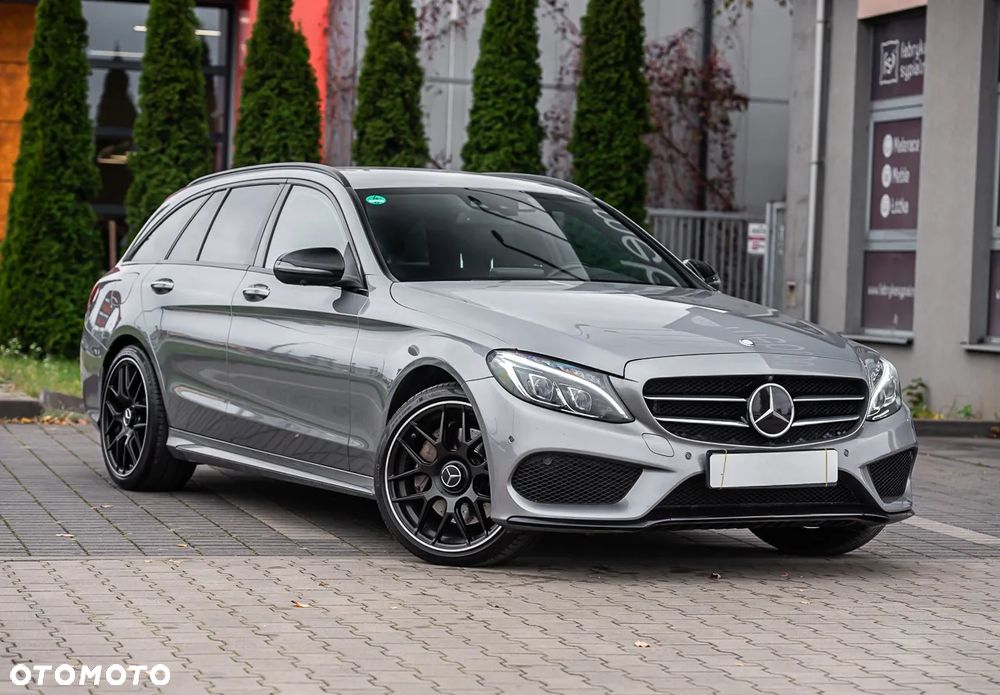 Mercedes-Benz Klasa C 400 4-Matic 9G-TRONIC - 1