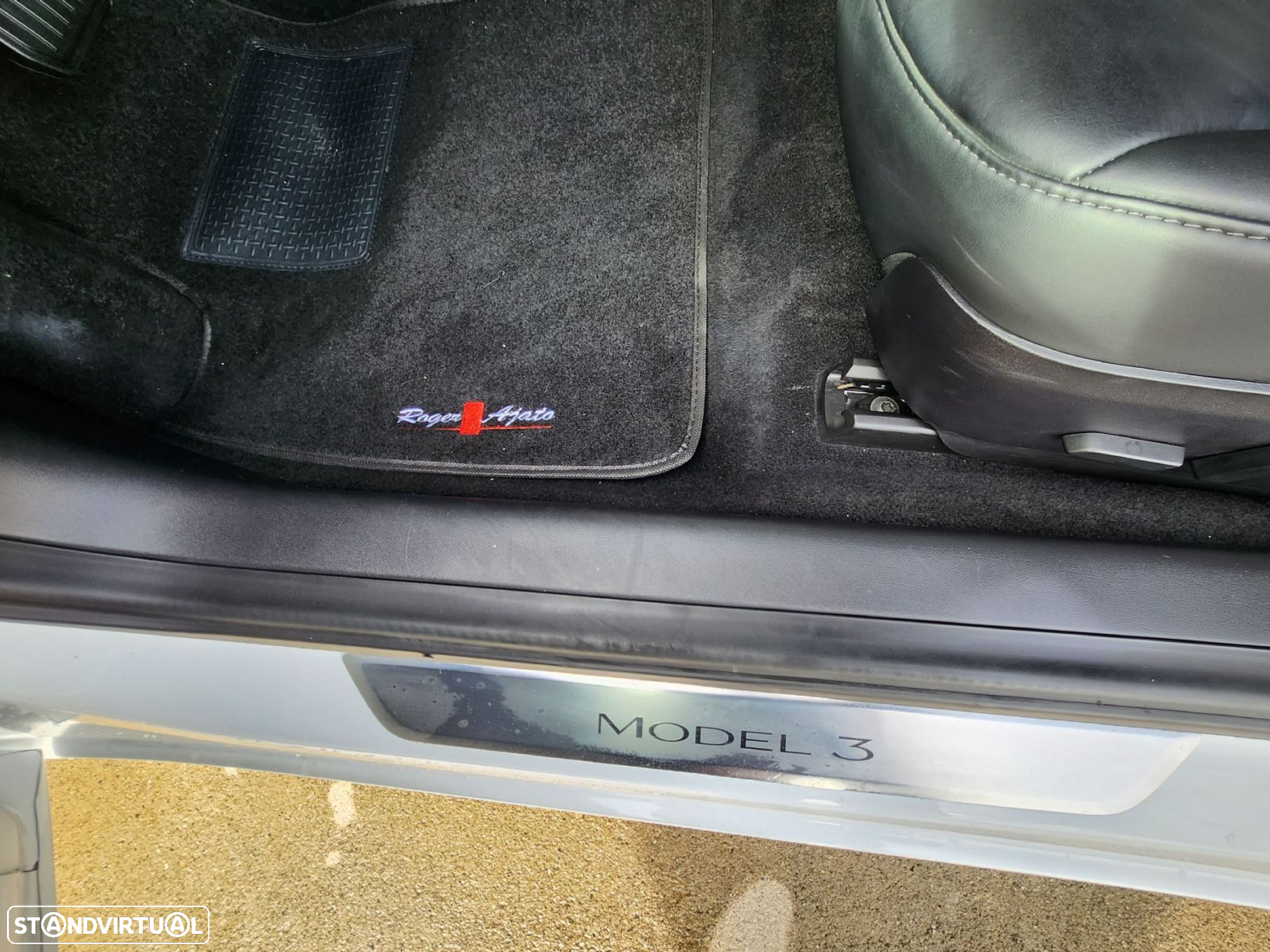 Tesla Model 3 Standard RWD Plus - 39