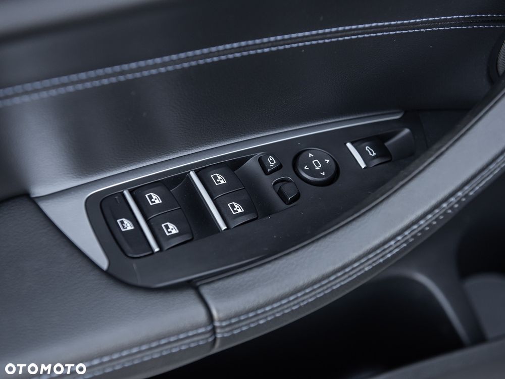 BMW X3 xDrive20i M Sport Edition - 16