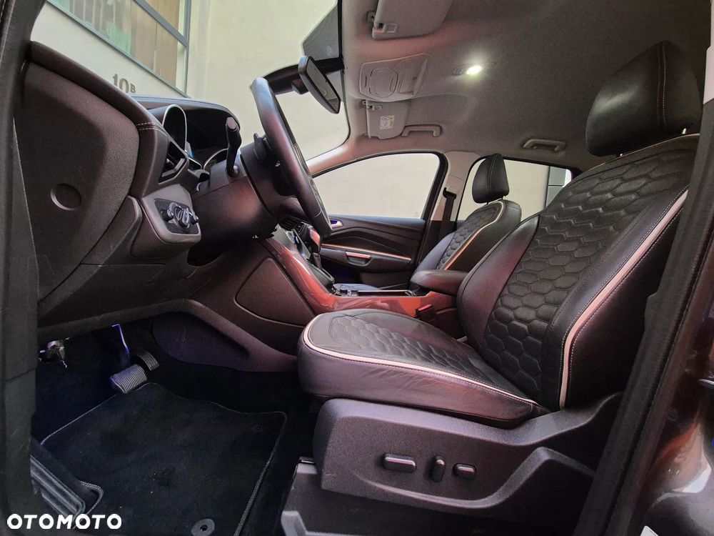 Ford Kuga 2.0 TDCi 4x4 Vignale - 17