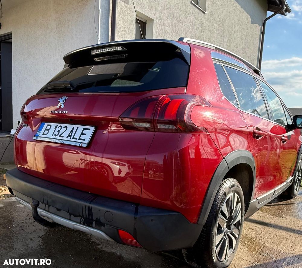 Peugeot 2008 1.2 PureTech Turbo Allure - 7
