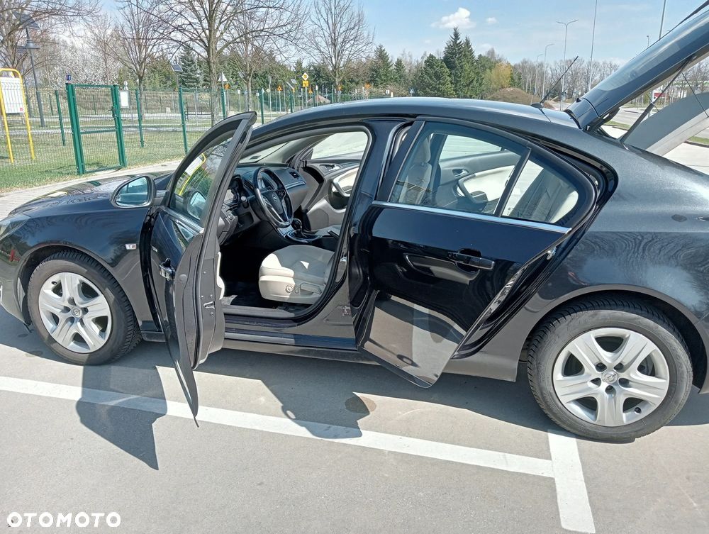 Opel Insignia - 2