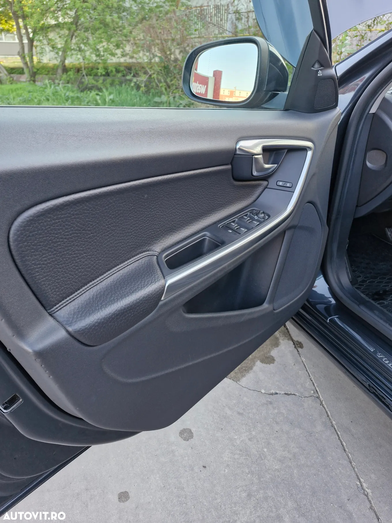 Volvo V60 T4 Basic - 10